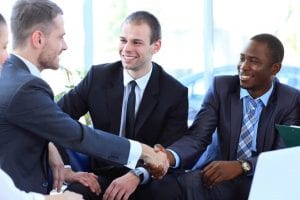 quais são as funções de um sócio?